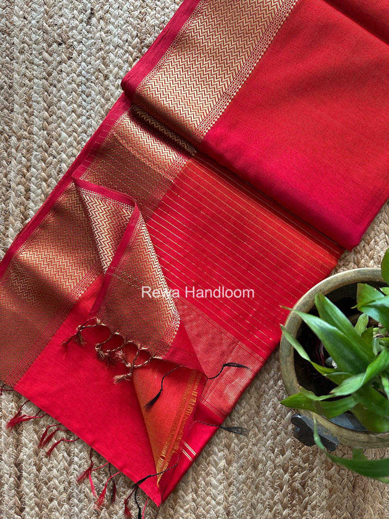 Maheshwari Shaded Plain Saree