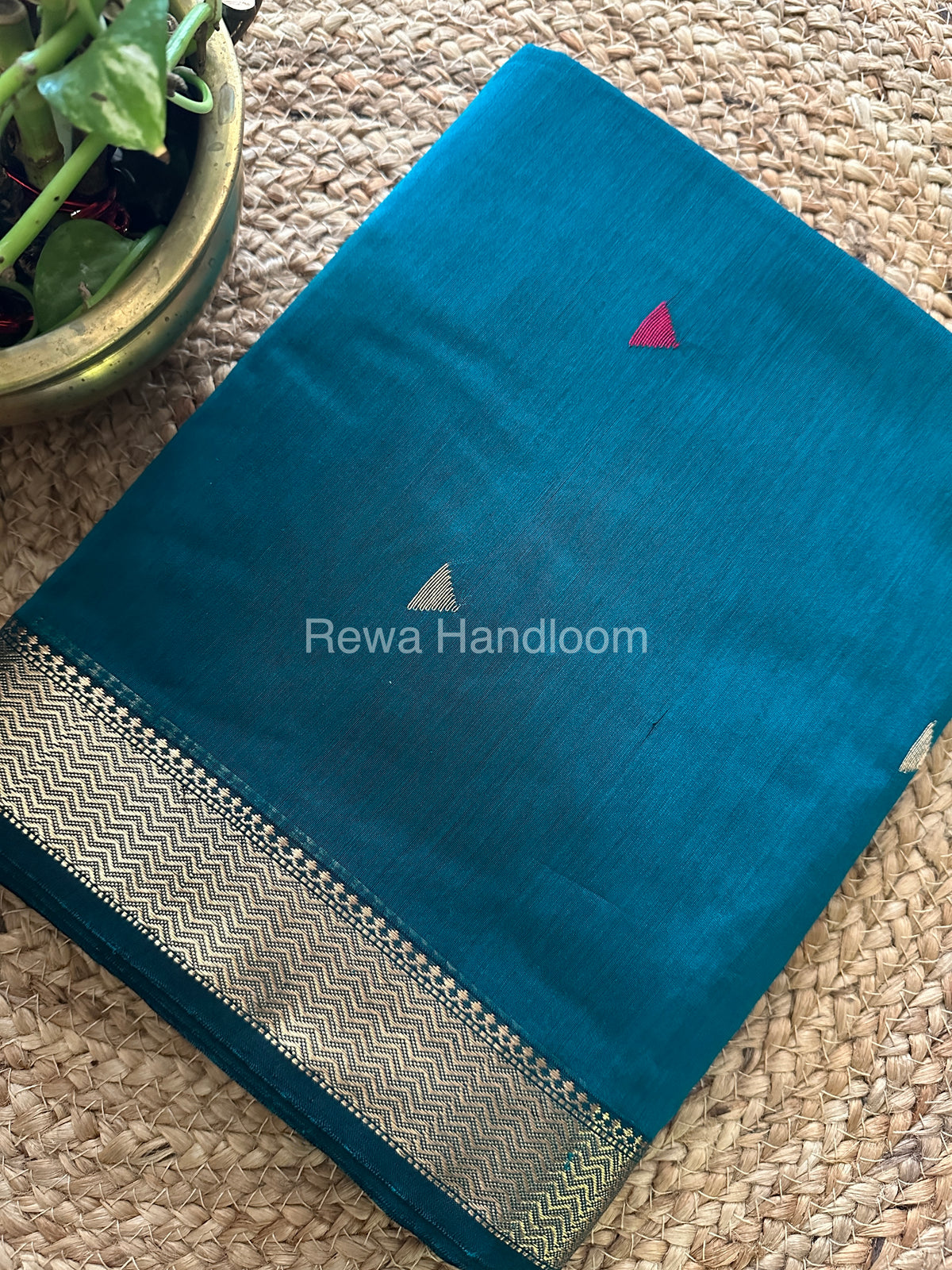  Motifs ~ Maheshwari Saree