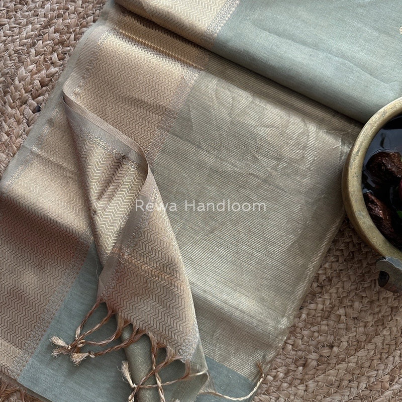 Maheshwari Tissue Butti Saree