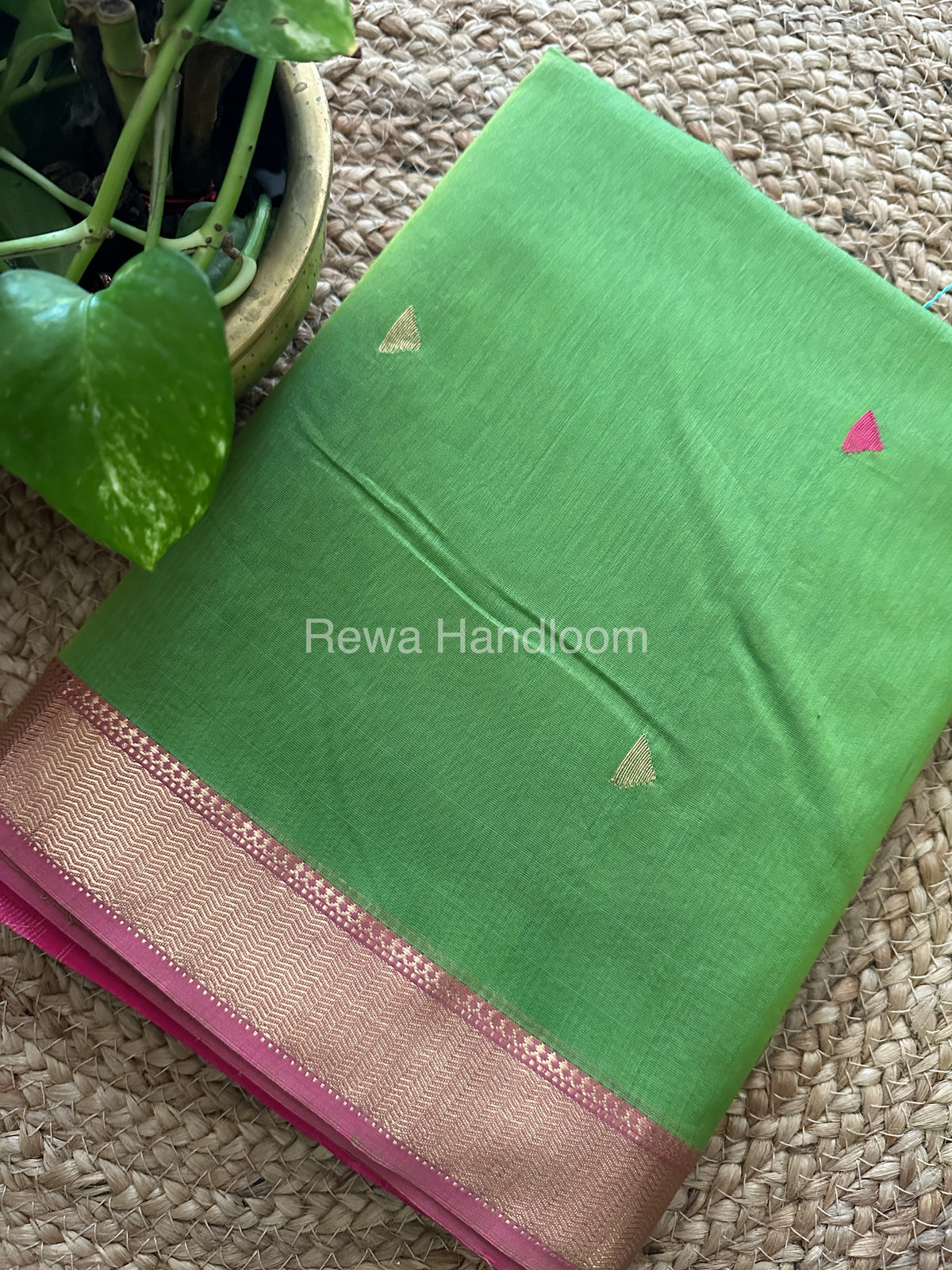  Motifs ~ Maheshwari Saree