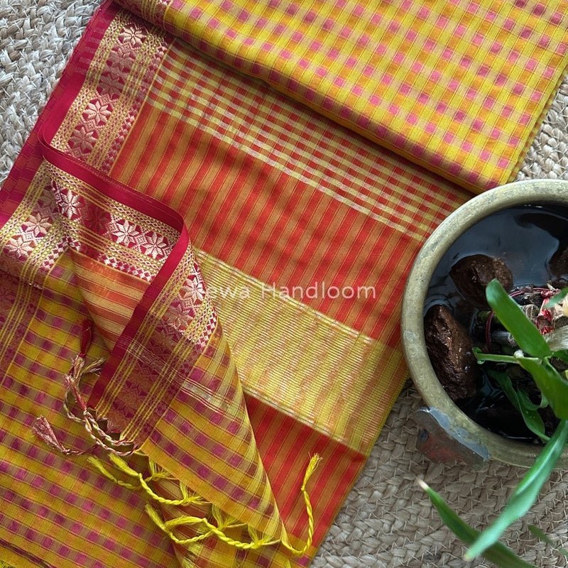 Maheshwari Garbha Reshami Silk Saree