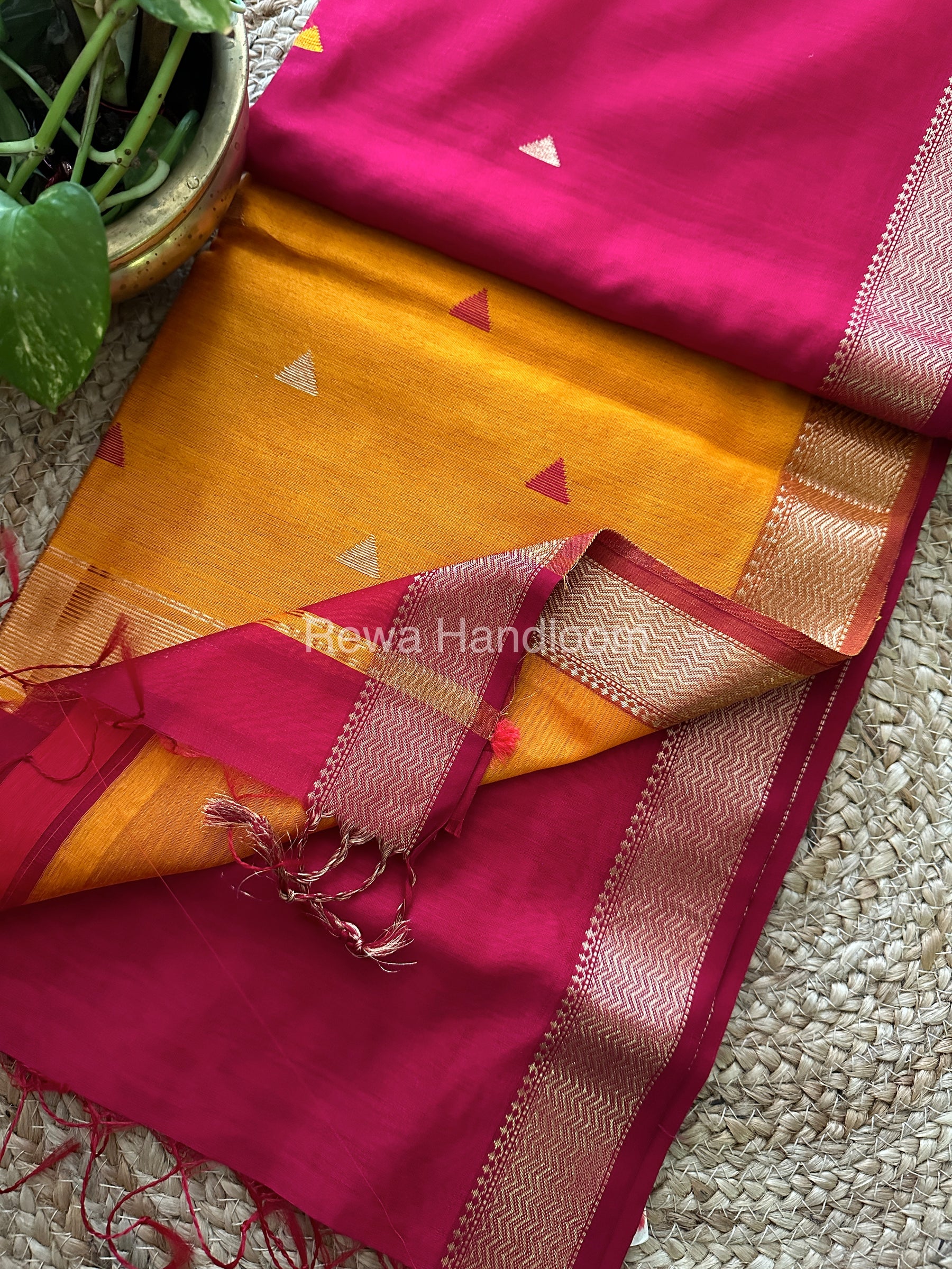 Magenta Pink Motifs ~ Maheshwari Saree-SBT023