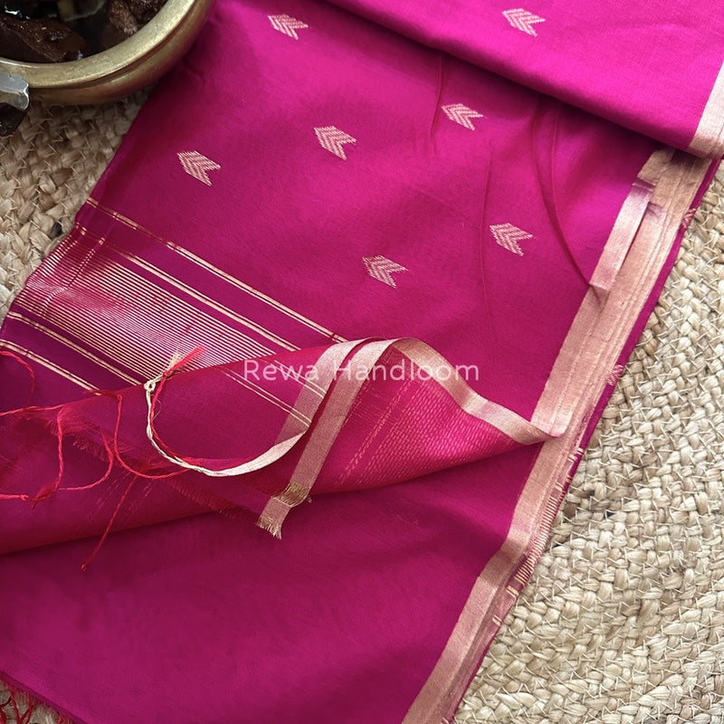  Zari Butti Maheshwari Saree
