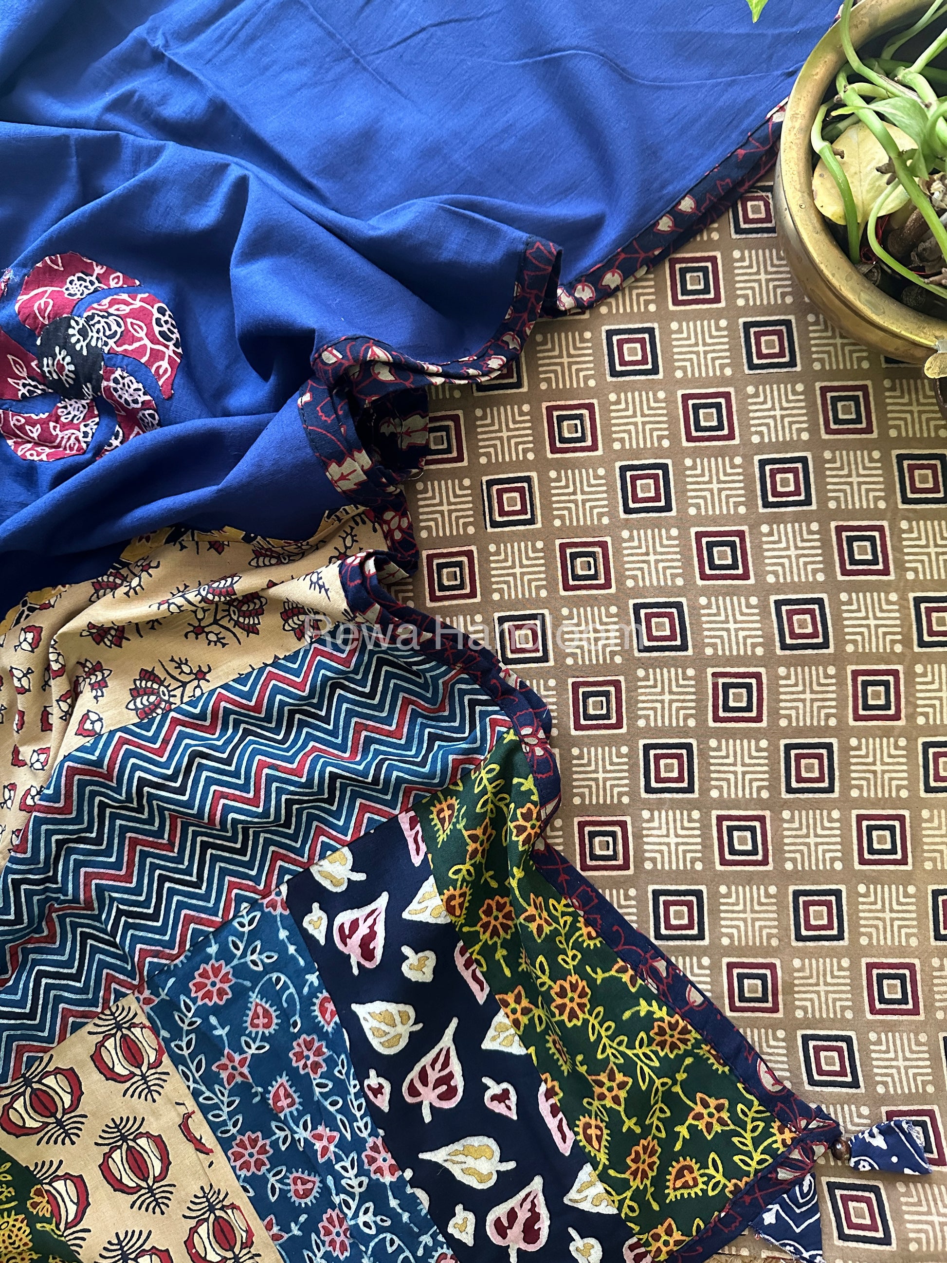 Ajark Print Cotton Suit