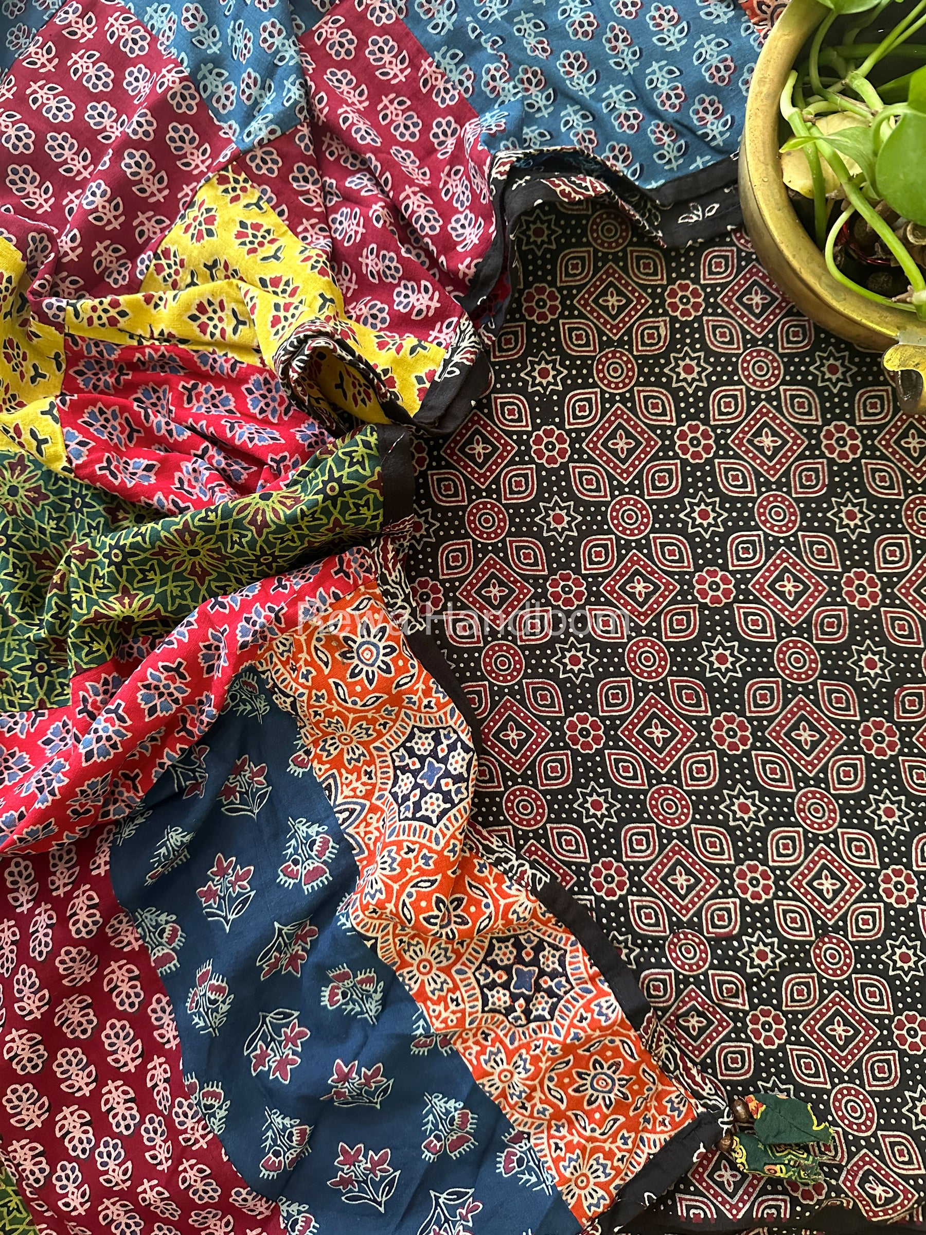  Ajark Print Cotton Suit