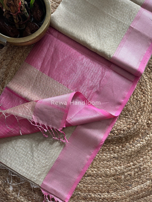 Maheshwari Silver Zari Checks Silk Saree