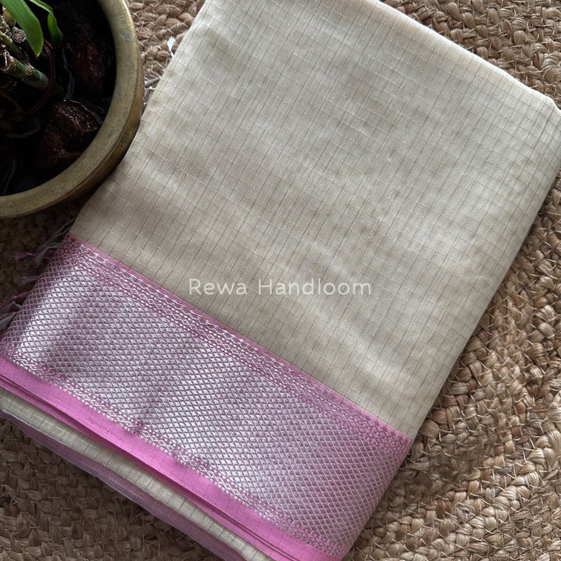 Maheshwari Light Yellow Silver Zari Checks Silk Saree SZ064