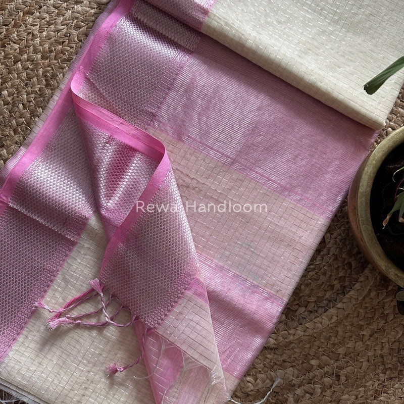 Maheshwari Silver Zari Checks Silk Saree
