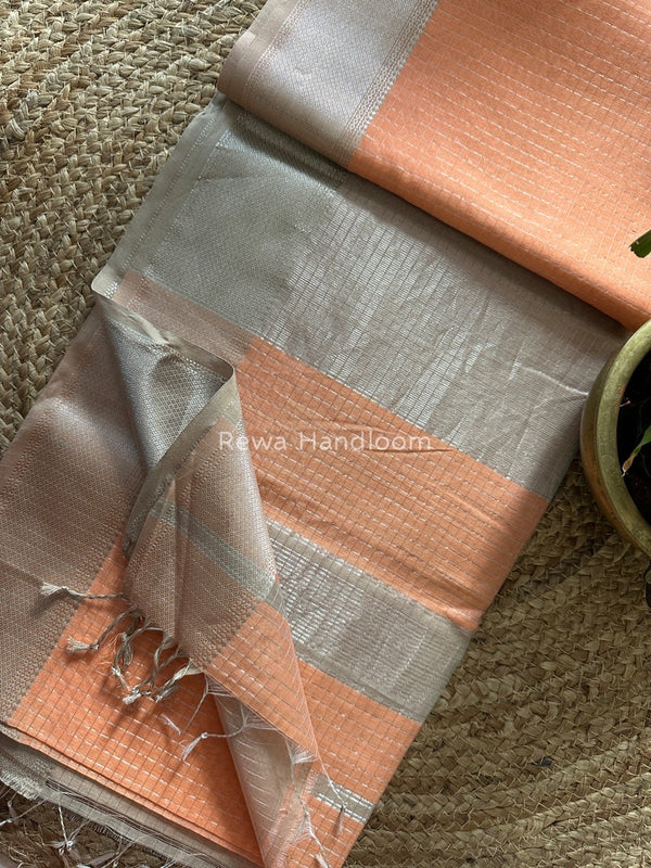 Maheshwari Silver Zari Checks Silk Saree