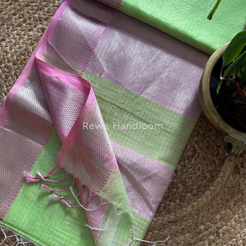 Maheshwari Silver Zari Checks Silk Saree