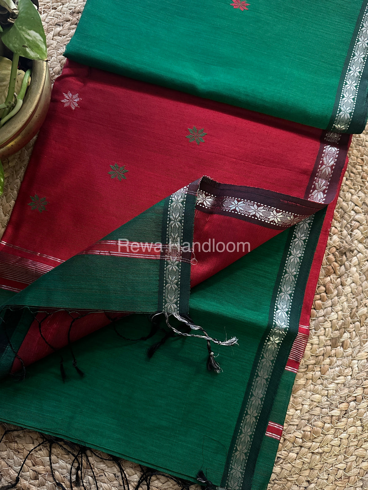  Green-Red Zari Butti ~ Maheshwari Saree-SBT01