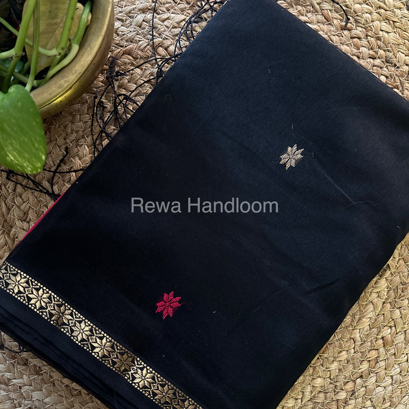 Zari Butti ~ Maheshwari Saree