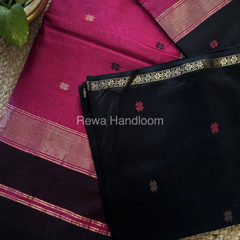 Black-Magenta Zari Butti ~ Maheshwari Saree-SBT024