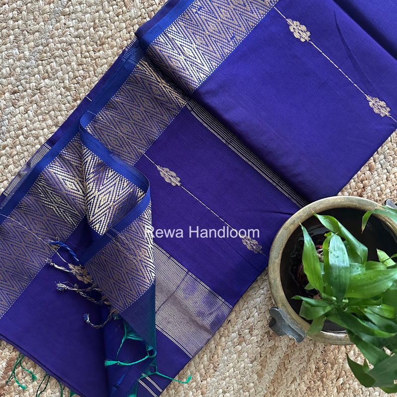 Maheshwari Shaded Butta Saree