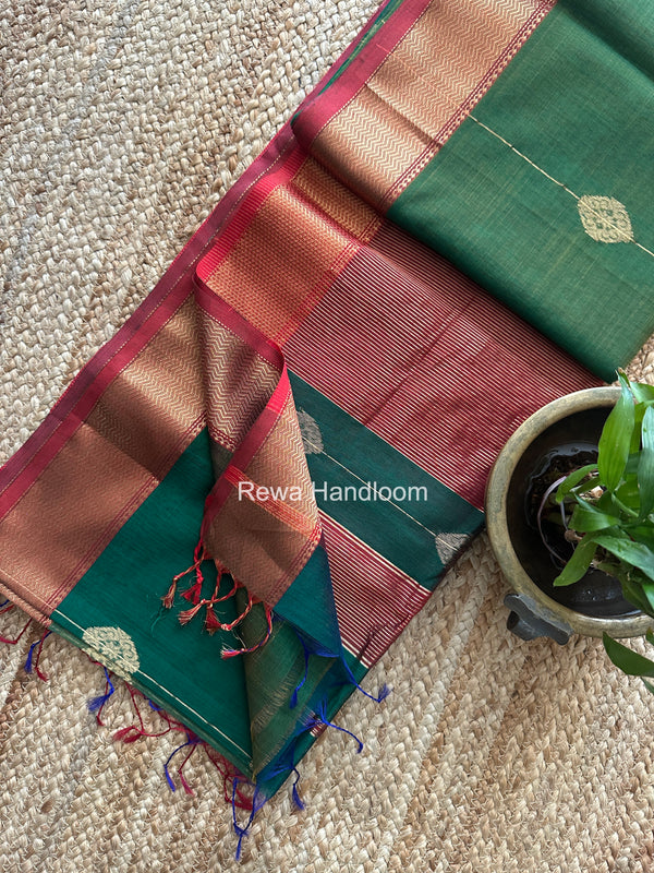 Maheshwari Shaded Butta Saree