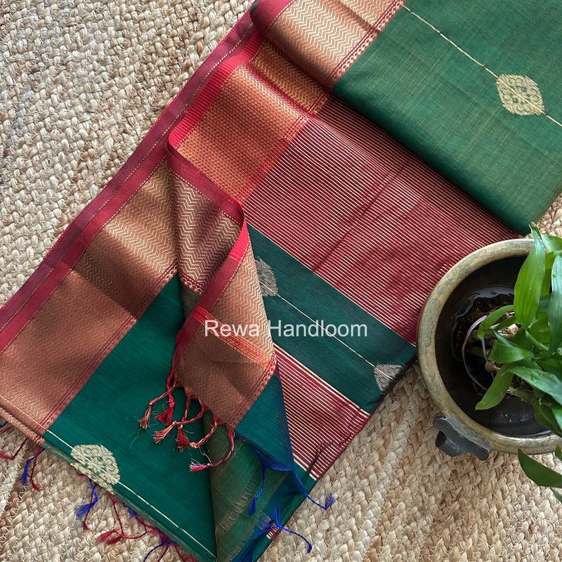 Maheshwari Shaded Butta Saree