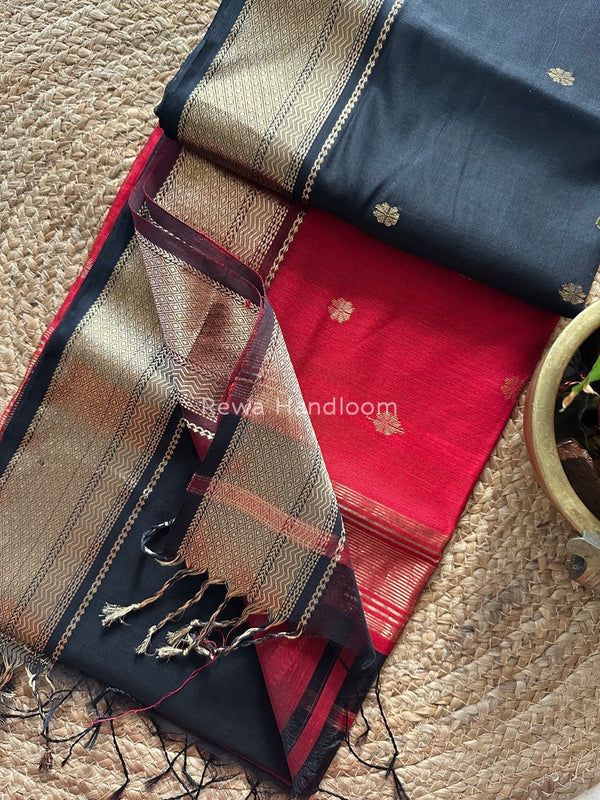 Zari Butti Maheshwari Saree