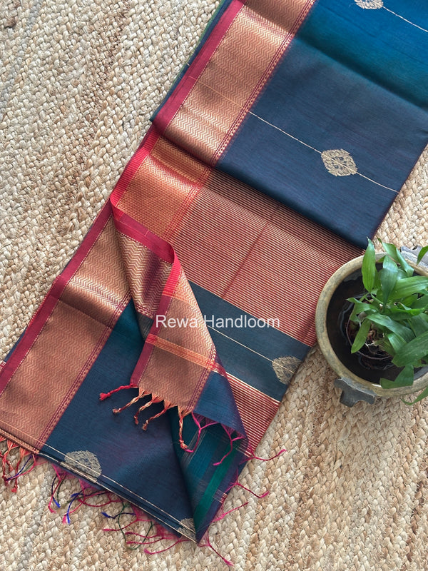 Maheshwari Shaded Butta Saree