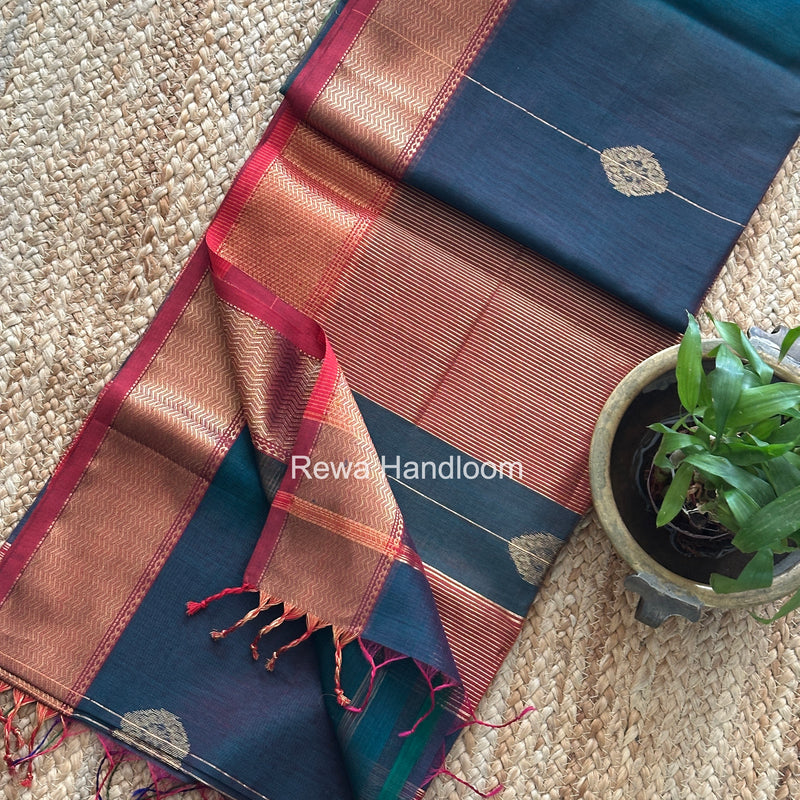 Maheshwari Shaded Butta Saree