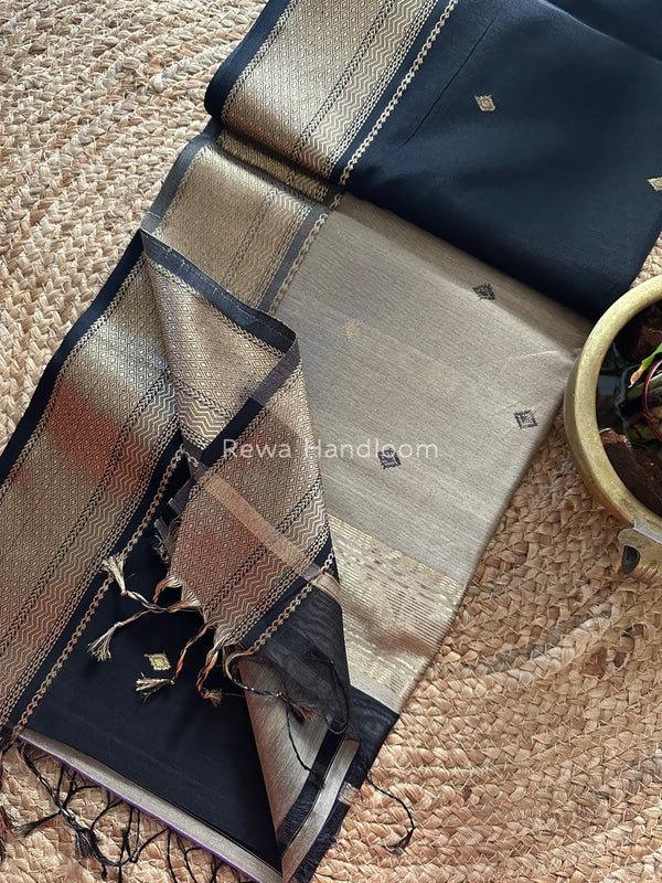 Zari Butti Maheshwari Saree