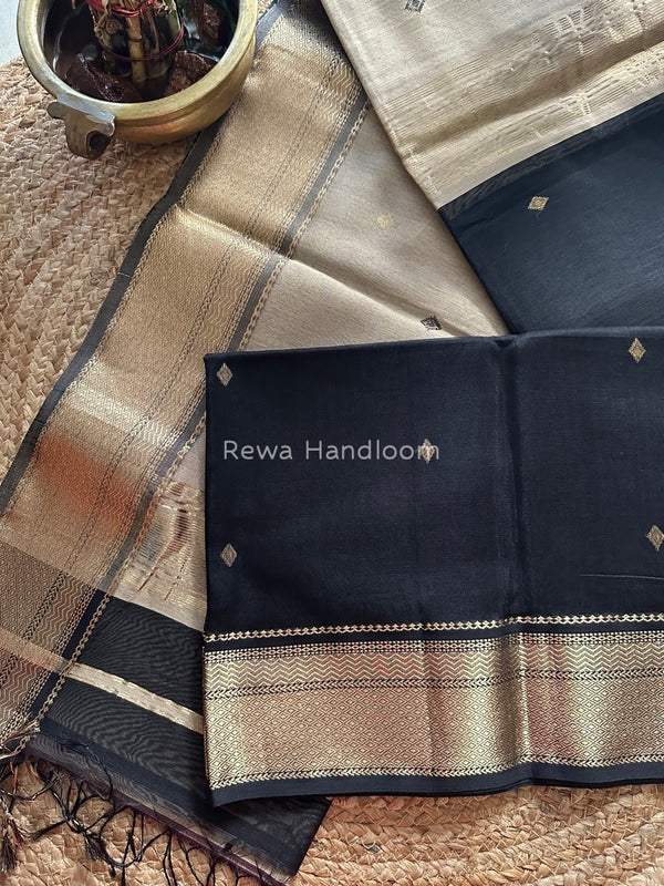 Maheshwari Saree