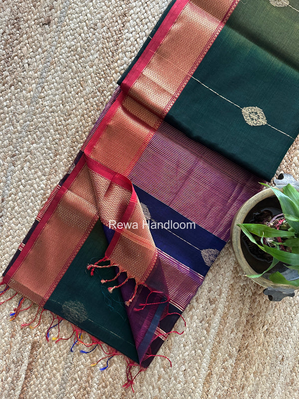 Maheshwari Shaded Butta Saree