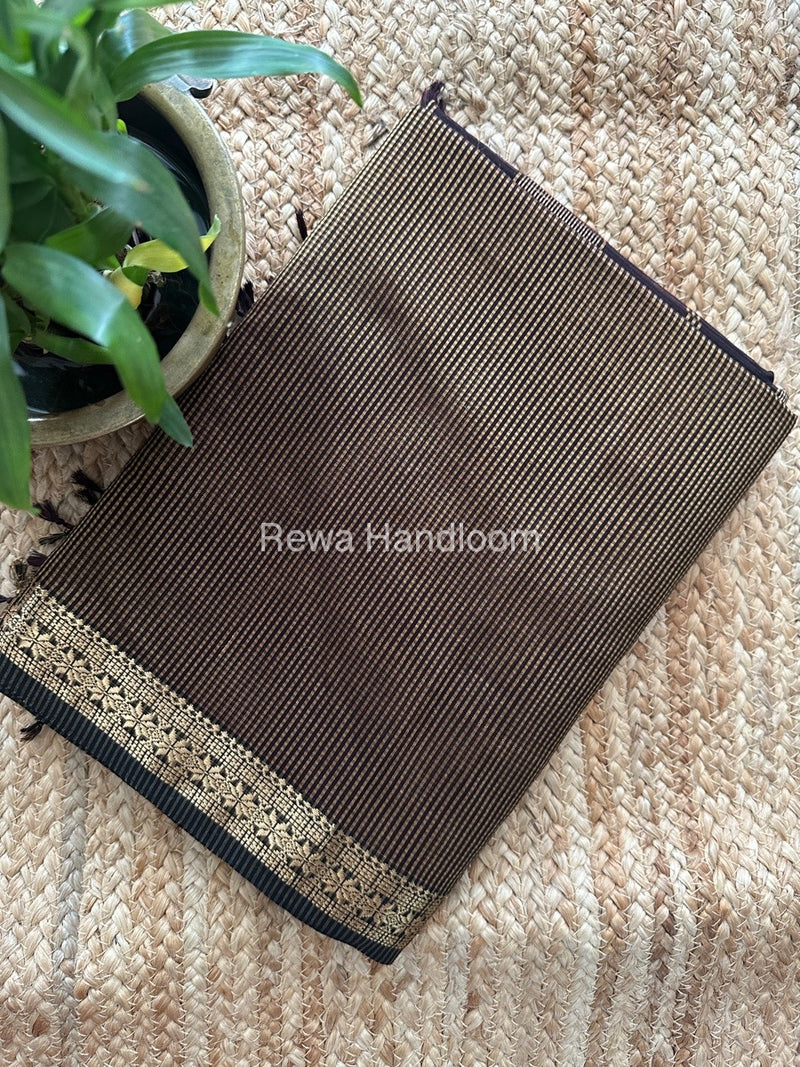 Maheshwari Mehendi Green Garbha Reshami Silk Saree GS227