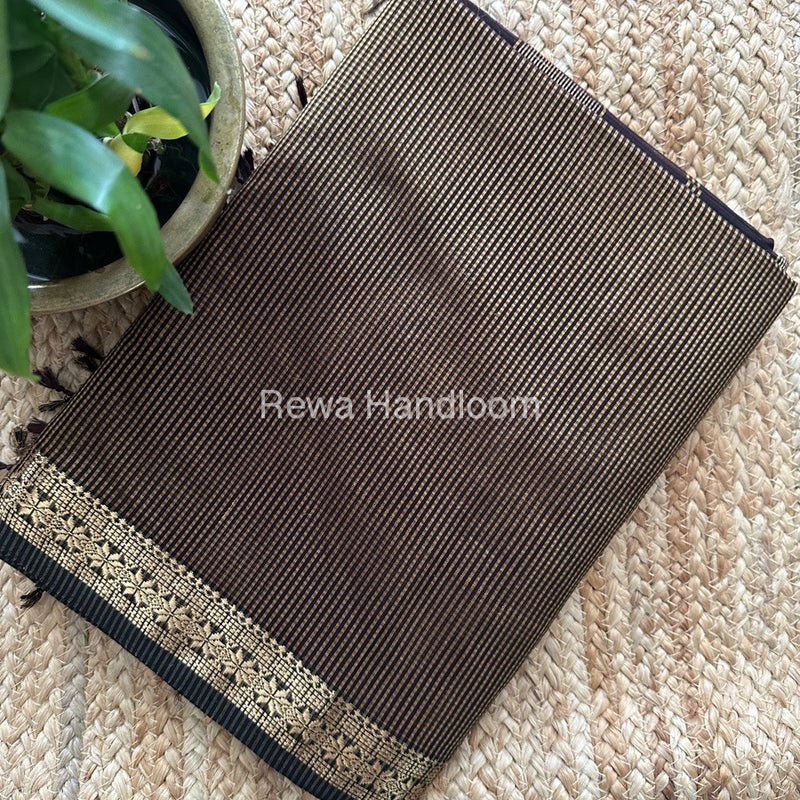 Maheshwari Mehendi Green Garbha Reshami Silk Saree GS227