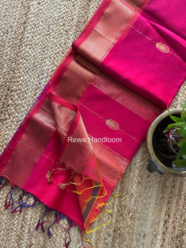 Maheshwari Shaded Butta Saree