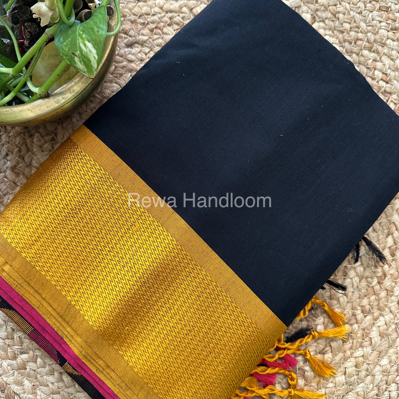 Maheshwari Heavy Pallu Saree