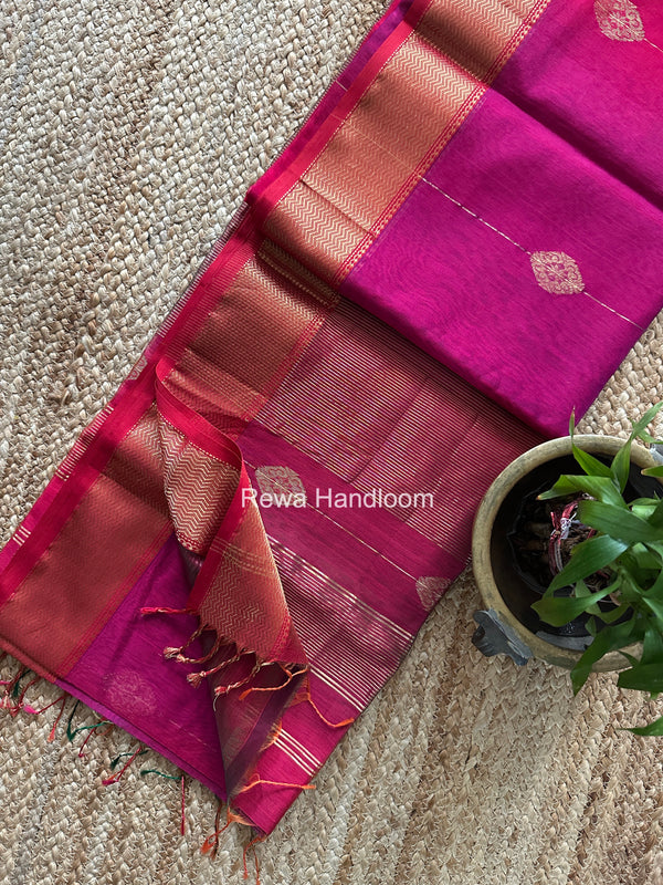 Maheshwari Shaded Butta Saree