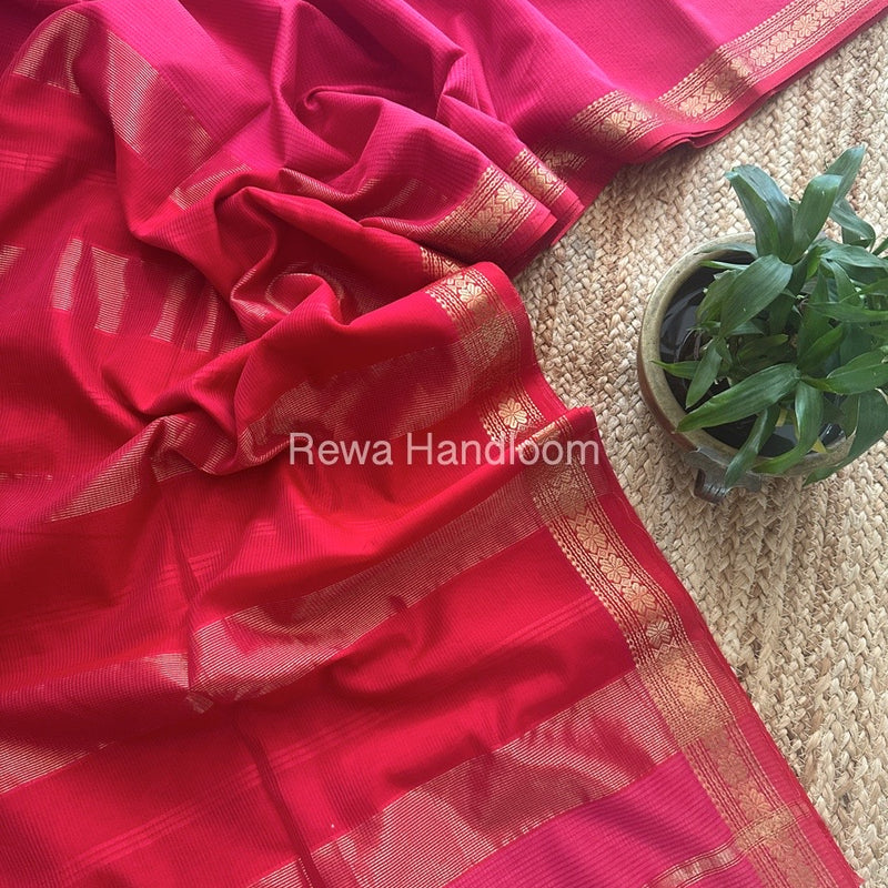 Maheshwari Garbha Reshami Silk Saree