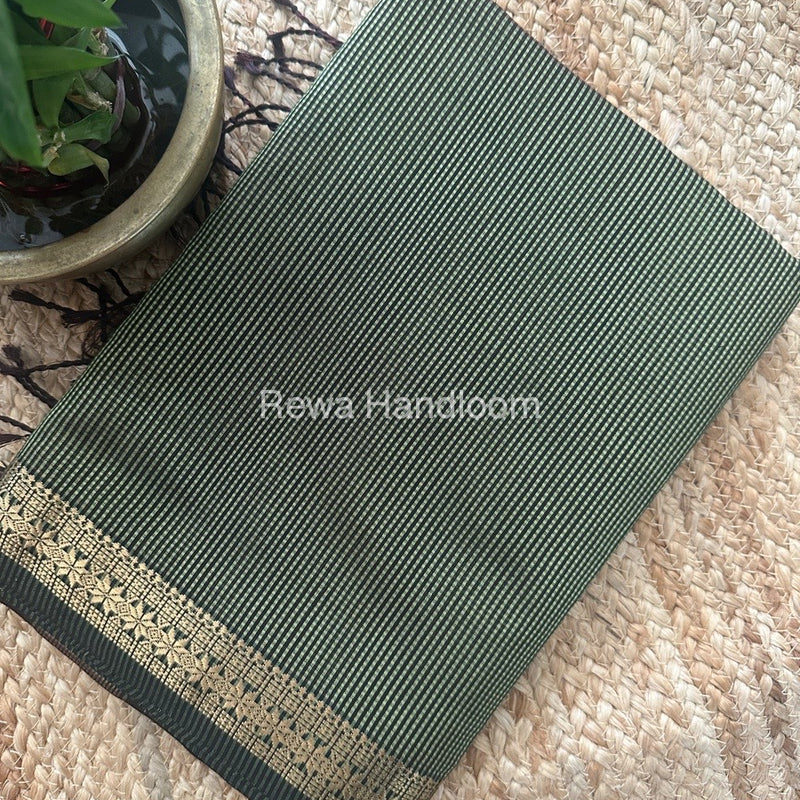 Maheshwari Pista Green Garbha Reshami Silk Saree GS235