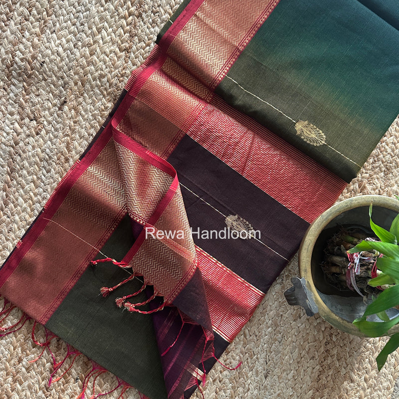 Maheshwari Shaded Butta Saree