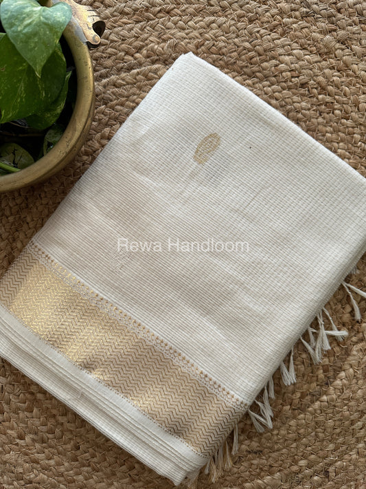  Zari Butti ~ Maheshwari Saree