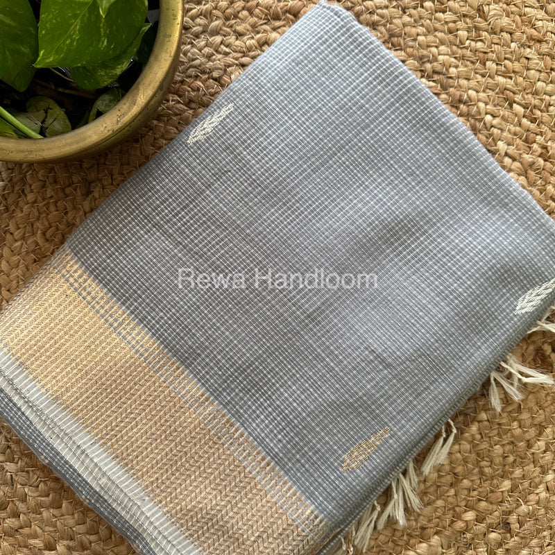  Zari Butti ~ Maheshwari Saree