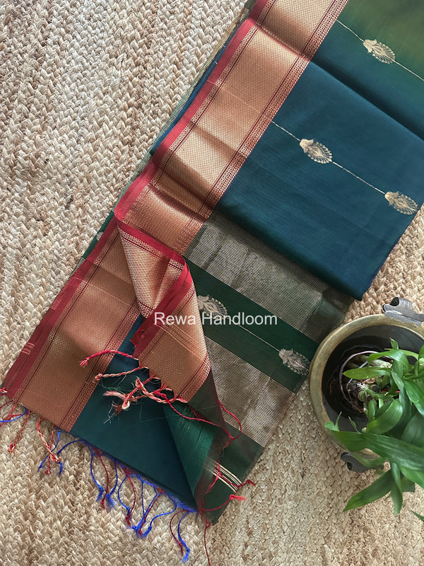 Maheshwari Shaded Butta Saree