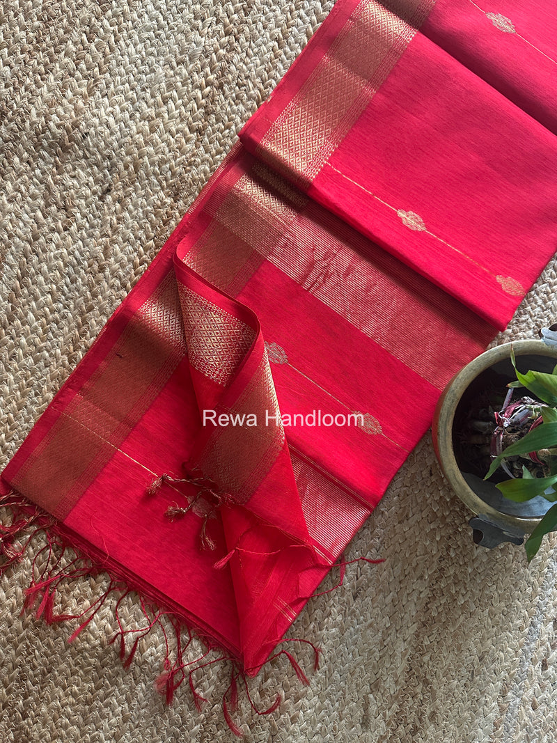 Maheshwari Shaded Butta Saree