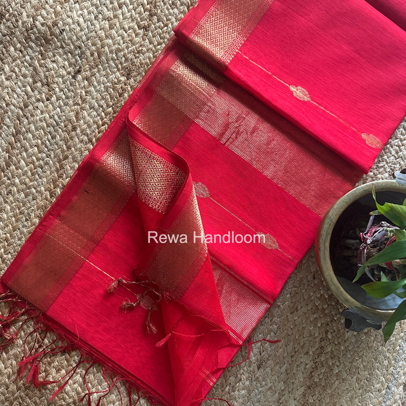 Maheshwari Shaded Butta Saree