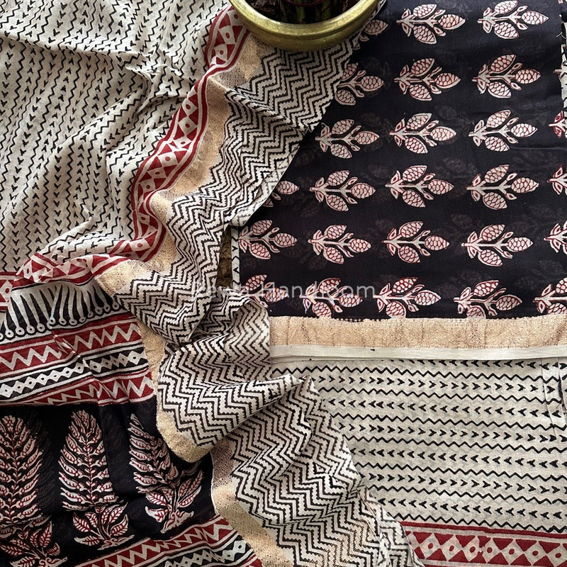Maheshwari Bagh Print Suit