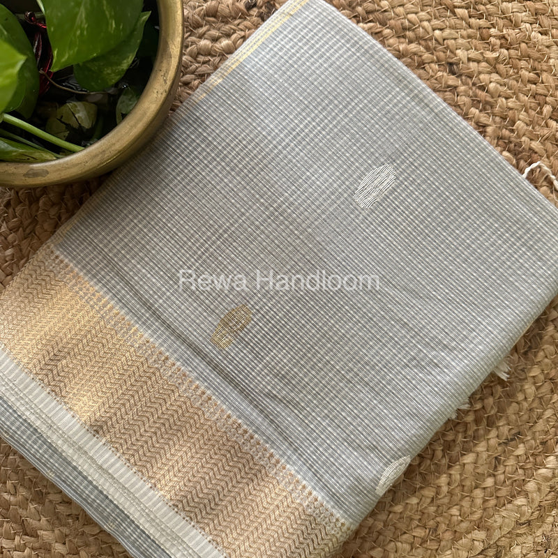  Zari Butti ~ Maheshwari Saree