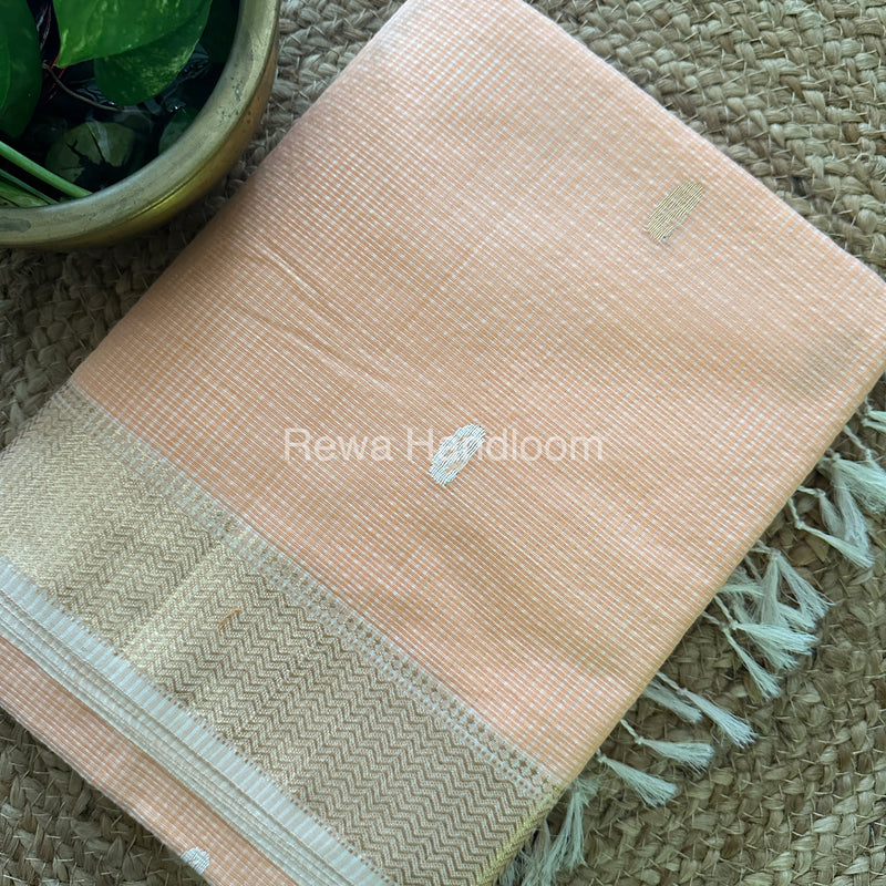  Zari Butti ~ Maheshwari Saree