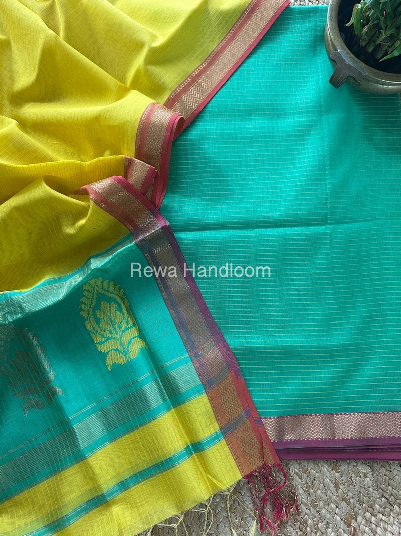 Maheshwari Motifs Top-Dupatta Set