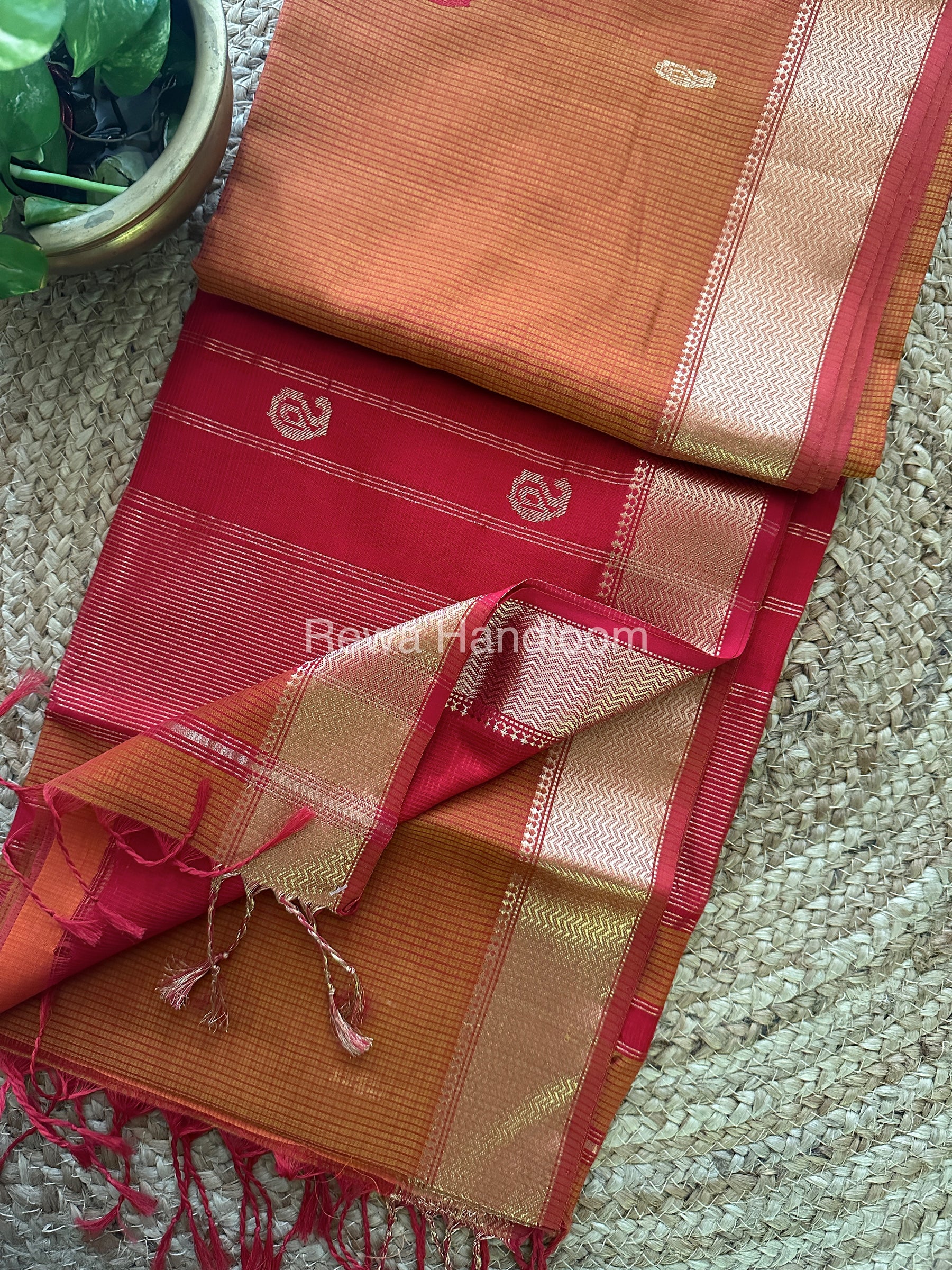 Green Red Zari Butti ~ Maheshwari Saree-KJS016