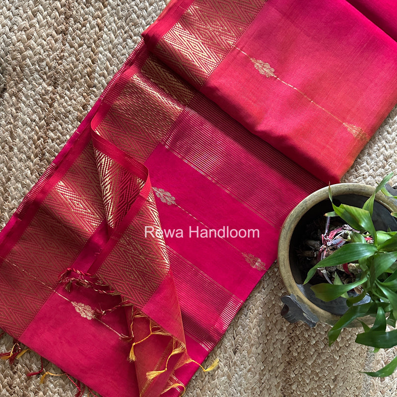 Maheshwari Shaded Butta Saree