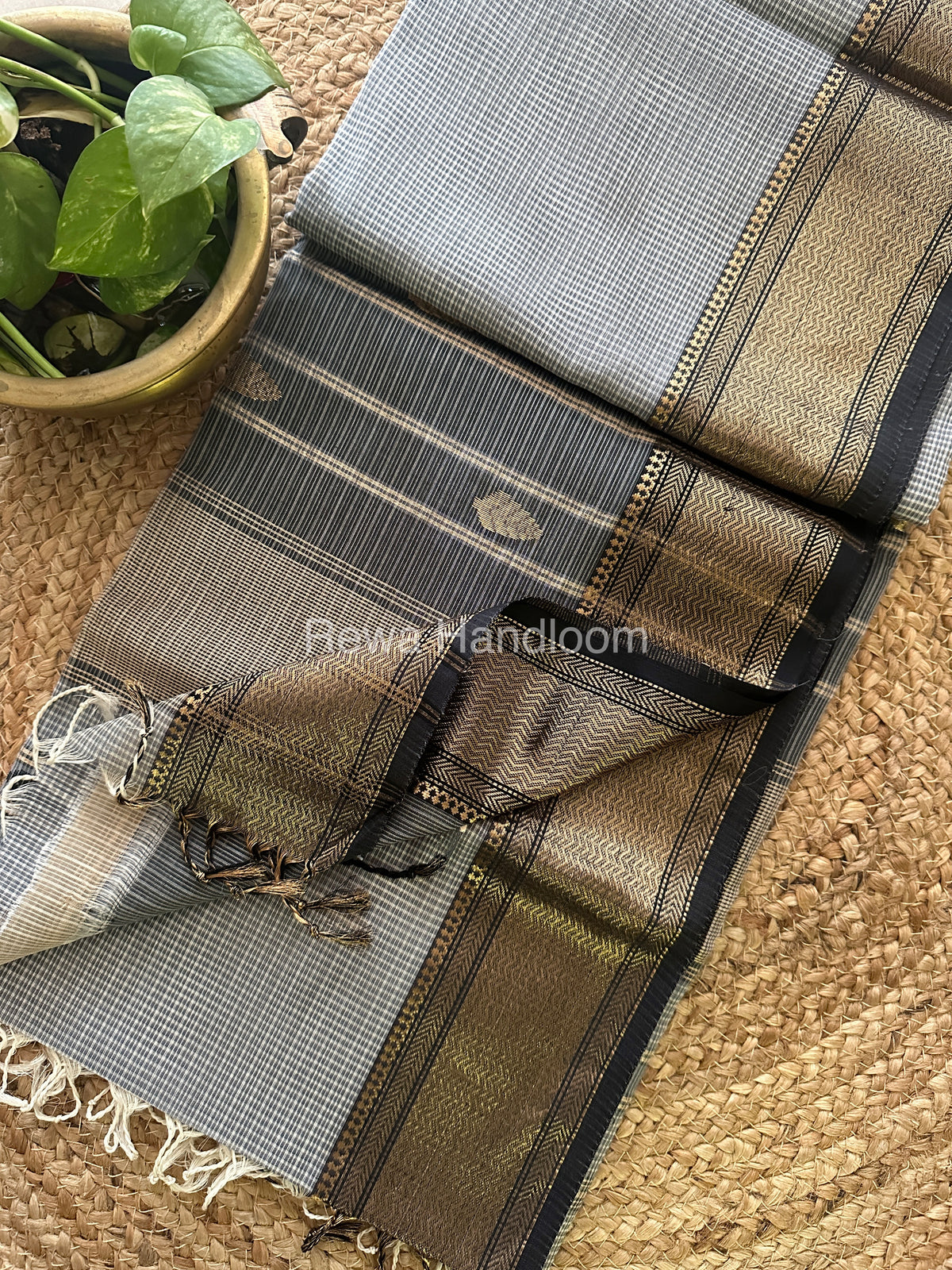 Grey Black Zari Butti ~ Maheshwari Saree-KJS015