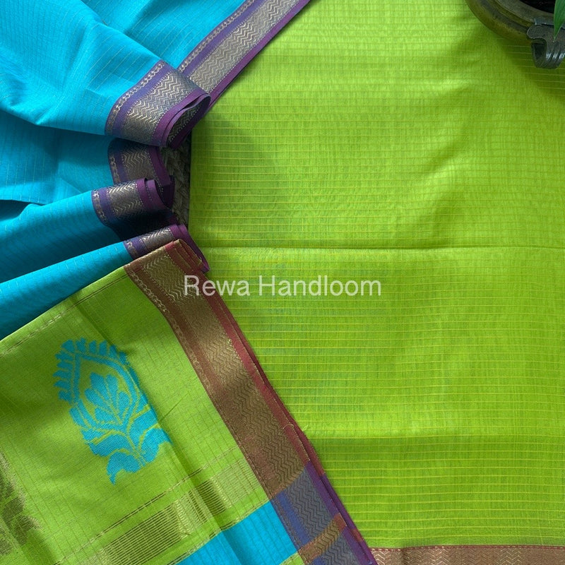 Maheshwari Motifs Top-Dupatta Set