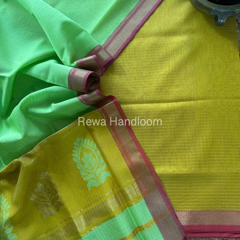 Maheshwari Motifs Top-Dupatta Set