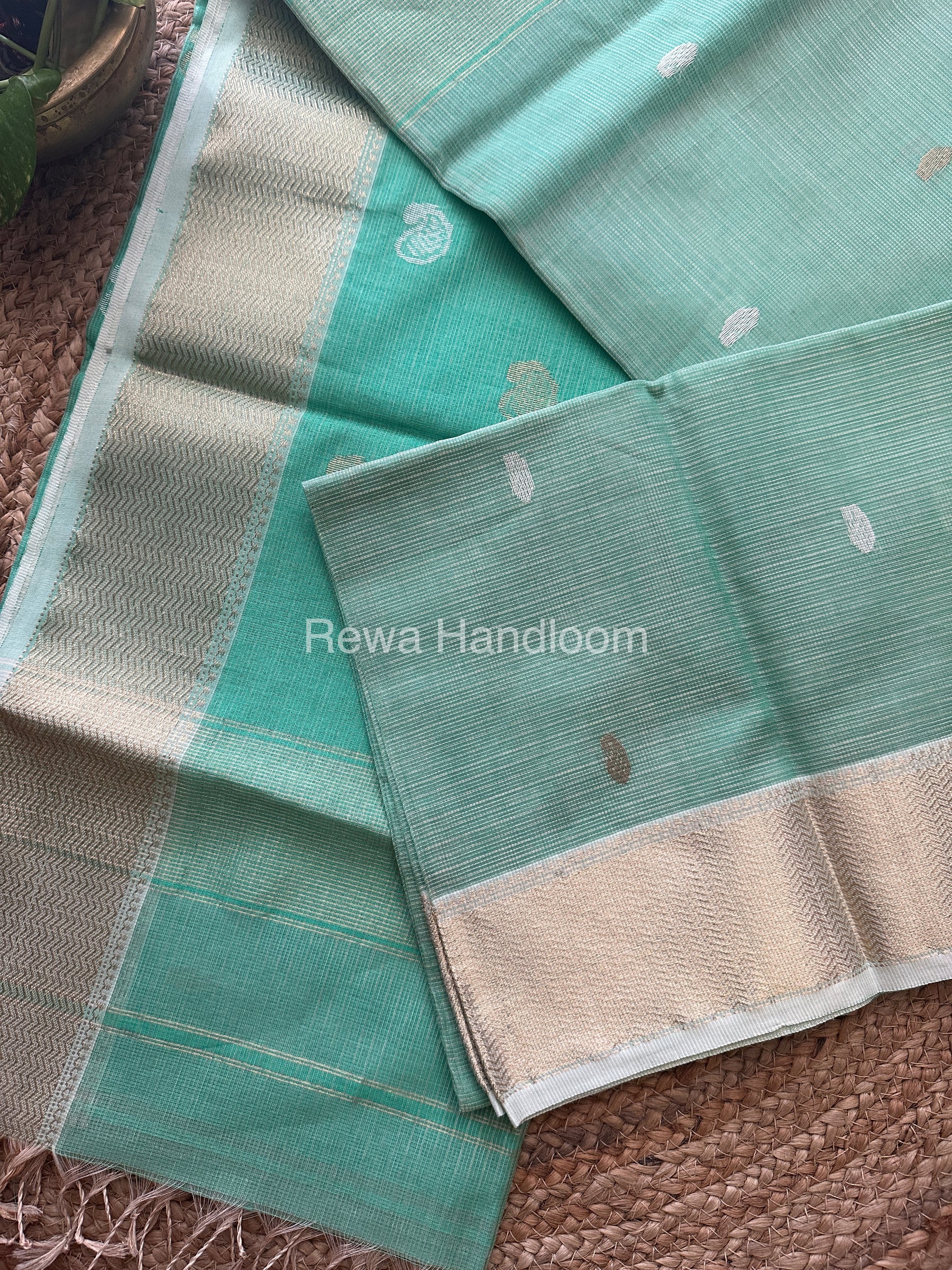 Dark Pista green Zari Butti ~ Maheshwari Saree-KJS022