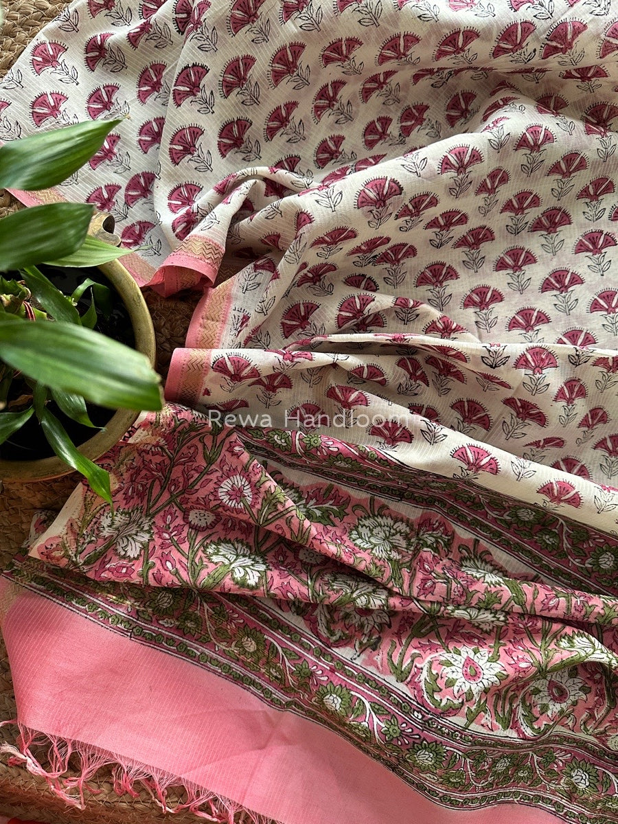 Maheshwari Baby Pink Hand Block Printed Dupatta HD012 – Rewa Handloom